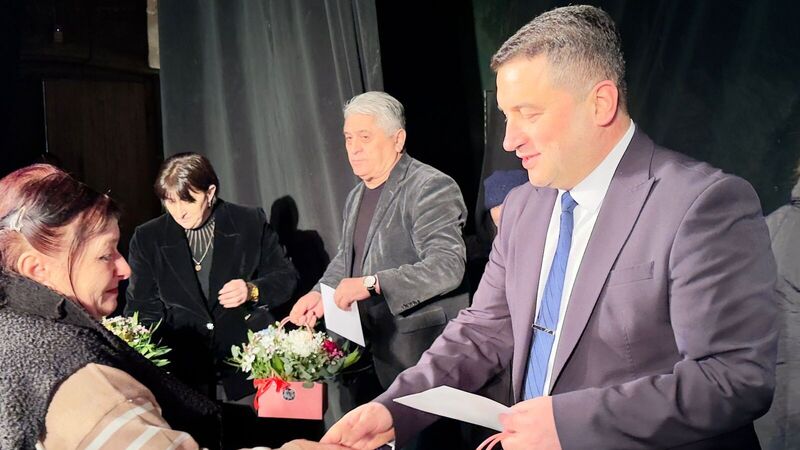 სამტრედიაში ქალბატონებს ქალთა საერთაშორისო დღე მიულოცეს