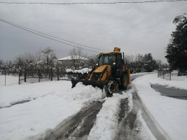სამტრედიაში დიდთოვლობის გამო გზების გაწმენდა ინტენსიურად მიმდინარეობს