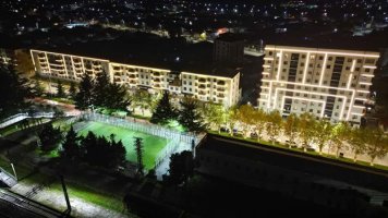 საახალწლოდ მორთული ულამაზესი სამტრედია