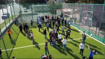 რუსთაველის ქუჩაზე თანამედროვე  სტანდარტების შესაბამისი სპორტული მოედანი მოეწყო
