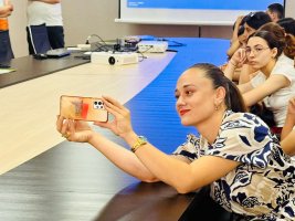 პირველად სამტრედიაში, მუნიციალიტის მერის, დავით ბახტაძის ინიციატივით საჯარო სკოლებს შორის, მყარი ნარჩენების გადამუშავების თემატიკაზე კონკურსი გაიმართა