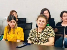პირველად სამტრედიაში, მუნიციალიტის მერის, დავით ბახტაძის ინიციატივით საჯარო სკოლებს შორის, მყარი ნარჩენების გადამუშავების თემატიკაზე კონკურსი გაიმართა