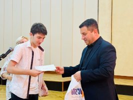 სამტრედიაში გრანტოსანი სტუდენტები დააჯილდოვეს