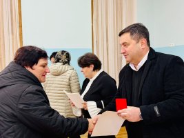 სამტრედიაში ოქროსა და ვერცხლის მედალოსნები დააჯილდოეს