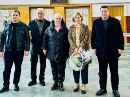 სამტრედიის მერმა შობა–ახალი წელი სტრატეგიული დანიშნულების ობიექტებში, 24 საათიან რეჟიმში მომუშავე პერსონალს მიულოცა