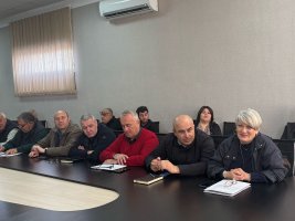 სამტრედიის მუნიციპალიტეტში მერის თათბირი გაიმართა სამსახურების უფროსებთან და მერის წარმომადგენლებთან