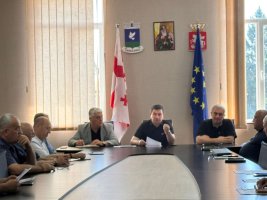 სამტრედიის მუნიციპალიტეტის მერიაში მერის, დავით ბახტაძის ხელმძღვანელობით სამუშაო თათბირი გაიმართა