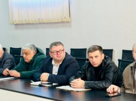 სამტრედიაში მერიაში სამუშაო შეხვედრა გაიმართა — განხილვის თემა ინფრასტრუქტურა და სოციალური პროგრამები