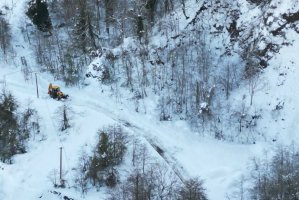 სამტრედიის მუნიციპალიტეტის მაღალმთიან სოფლებში თოვლის გაწმენდითი სამუშაოები აქტიურ რეჟიმში მიმდინარეობს