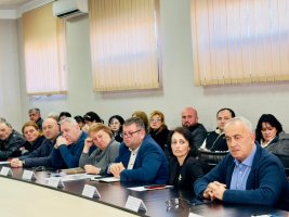 სამტრედიის მუნიციპალიტეტის მერიაში სამუშაო შეხვედრა გაიმართა